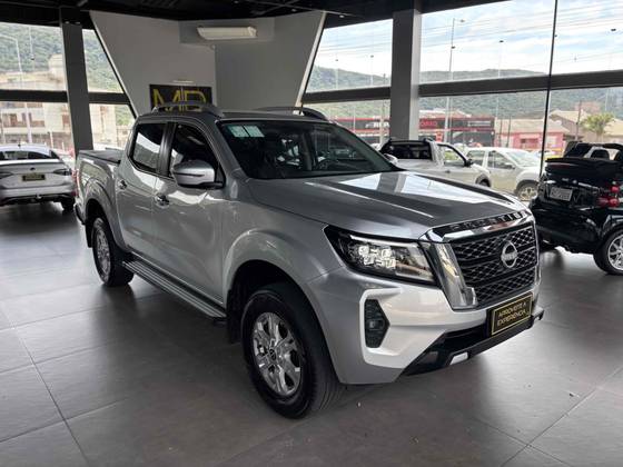 NISSAN FRONTIER 2.3 16V TURBO DIESEL XE CD 4X4 AUTOMÁTICO